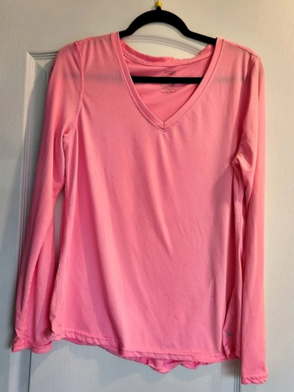 Danskin Now Long Sleeve V-Neck Top in Pink XL EUC